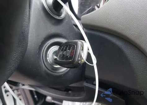 2017 Hyundai Santa Fe Se from USA, damaged, VIN KM8SMDHF5HU169945